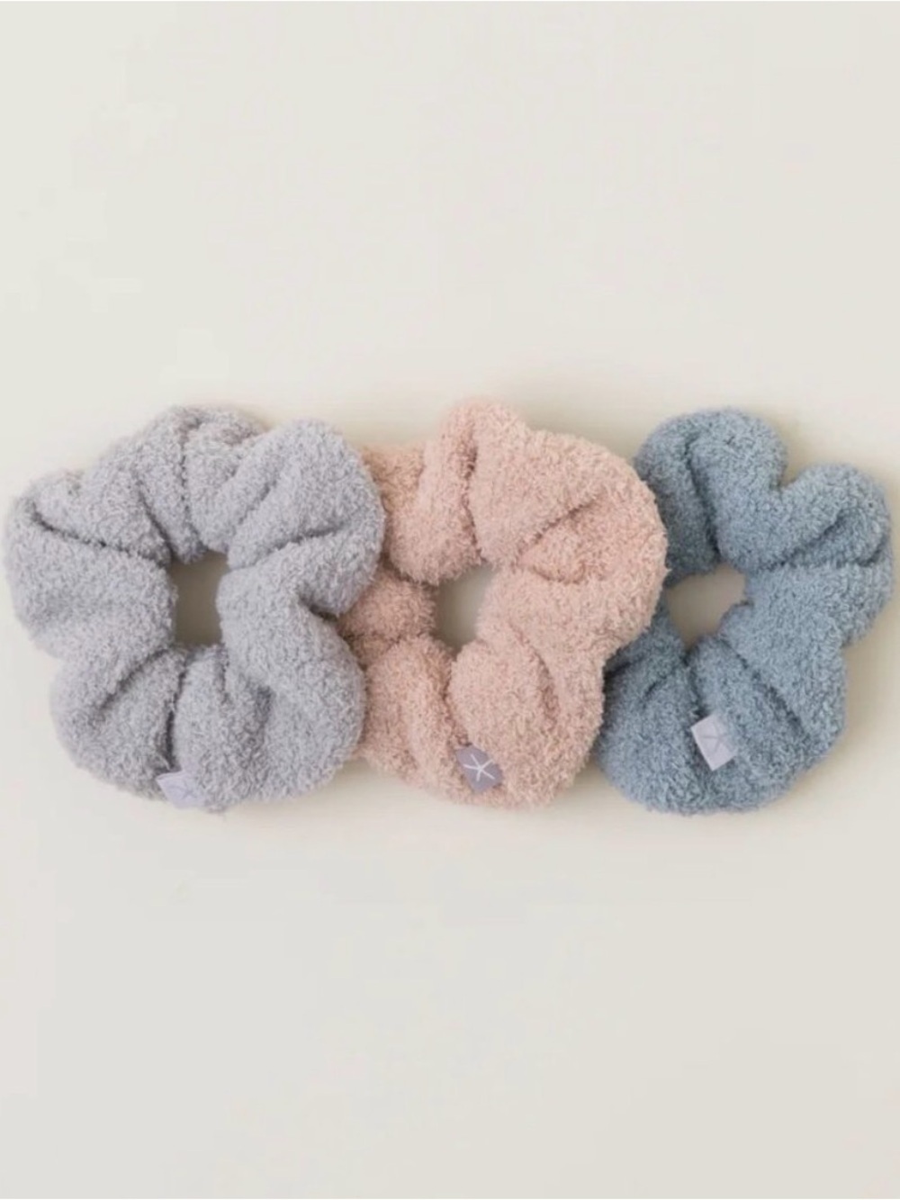 NWT Barefoot Dreams CozyChic Spa 3 Pack Scrunchies Faded Jade Multi
